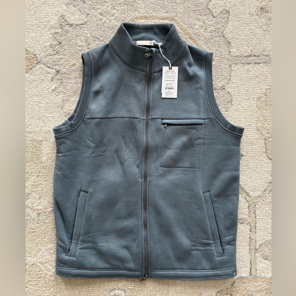 Tasc Men's Gray/Blue Vest